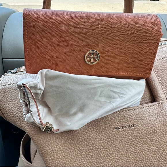 Tory Burch sun glasses - Picture 5 of 5